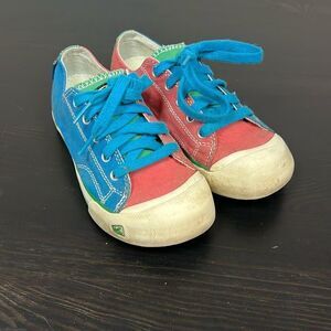 Keen Canvas Lace up Shoes blue green pink